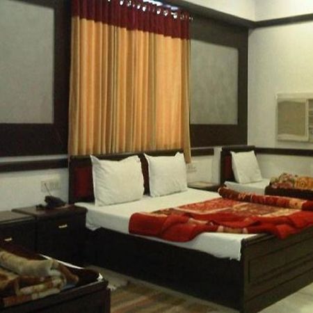 Hotel Ambaji International Ranpur Exterior foto